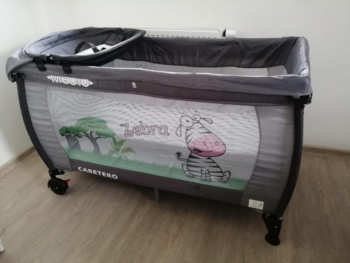 Apartmanovy Dum Sklipek ทรุตนอฟ ภายนอก รูปภาพ