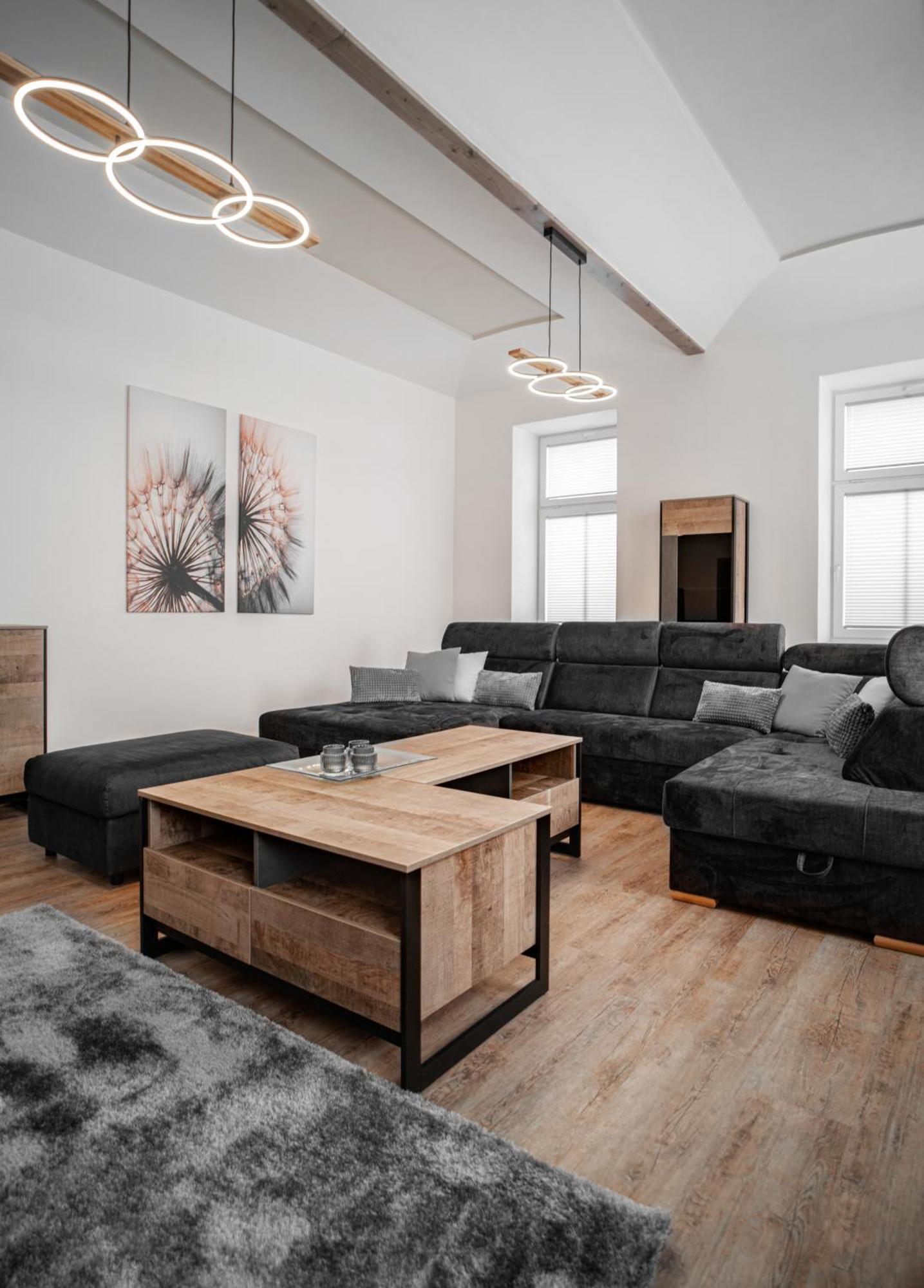 Apartmanovy Dum Sklipek ทรุตนอฟ ภายนอก รูปภาพ